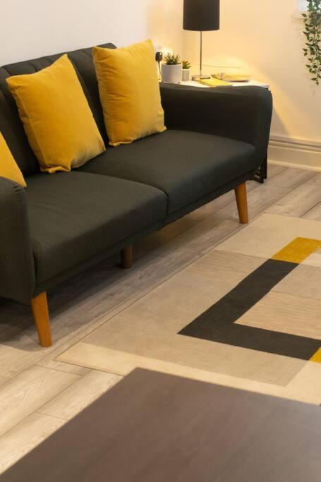 Luxe Living City Apartment - Beach, Wifi, Parking Swansea Exteriér fotografie